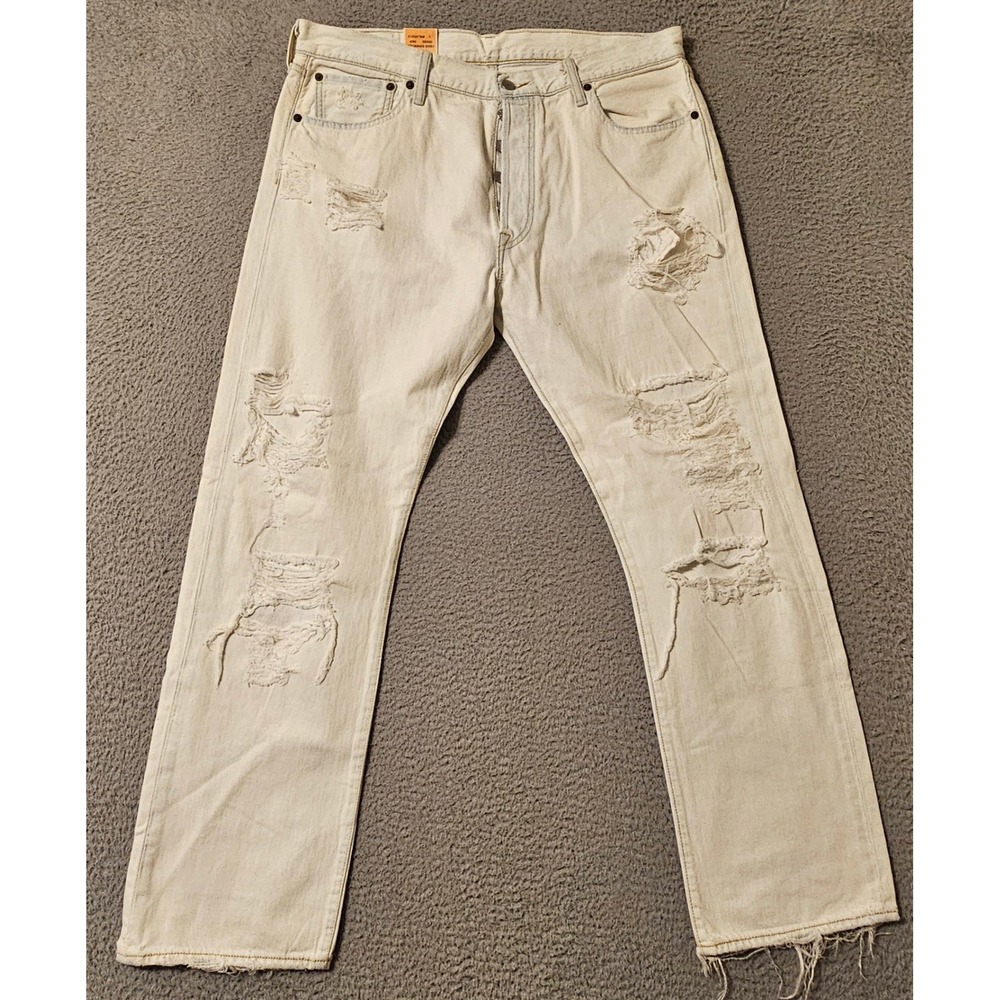 Levis 501 Original Fit Jeans Mens 36x30 White Distressed Ripped Button Fly 00501